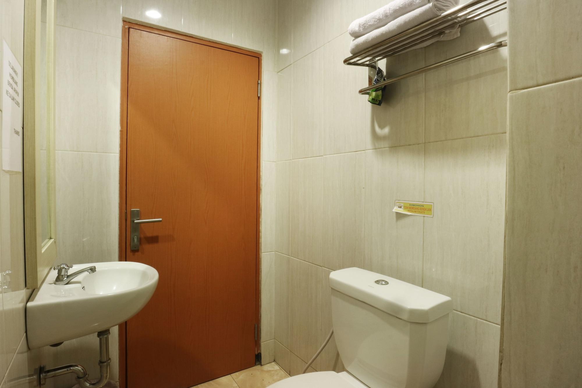 Hotel New Raja Jakarta